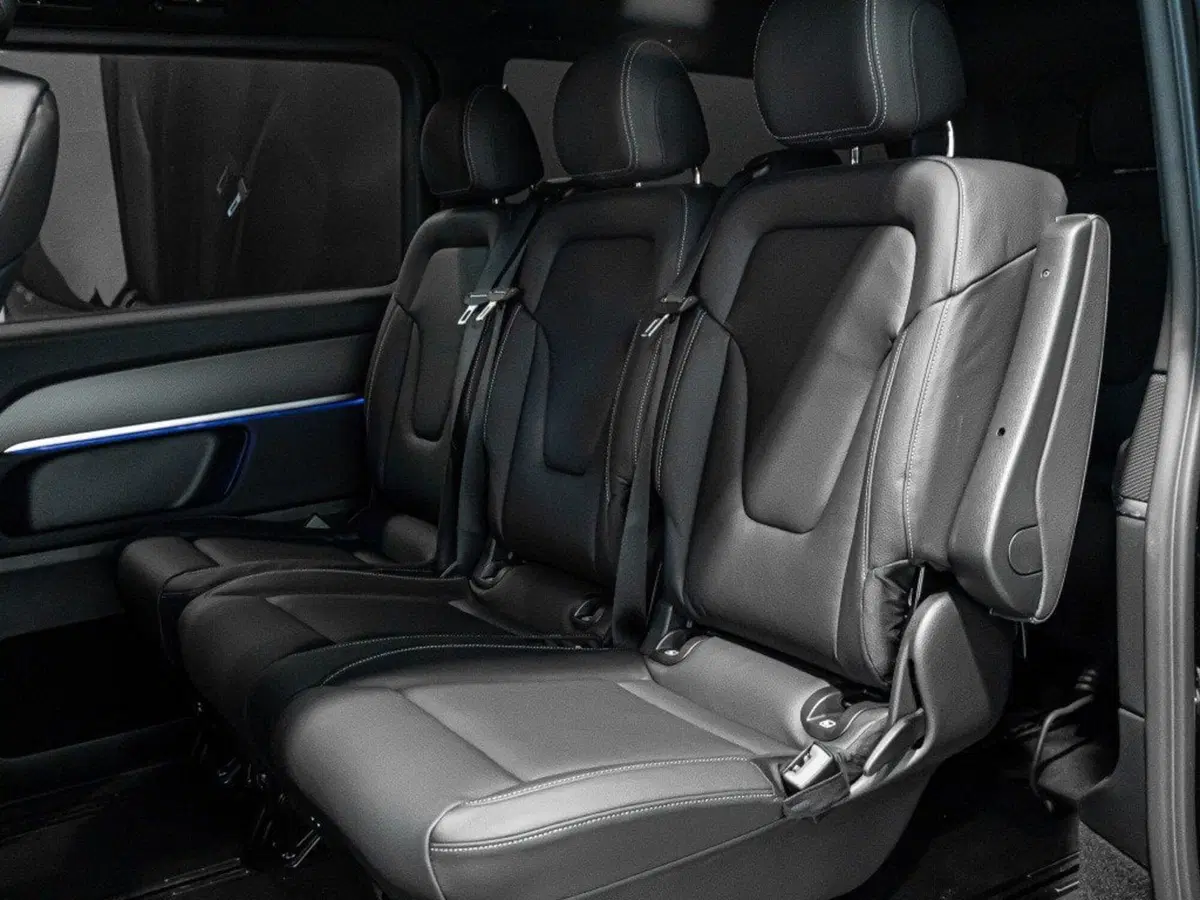 Mercedes-Benz Classe V nuova a Rimini (13)