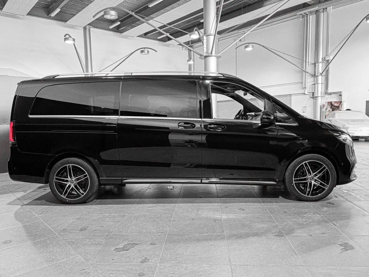 Mercedes-Benz Classe V nuova a Rimini (4)
