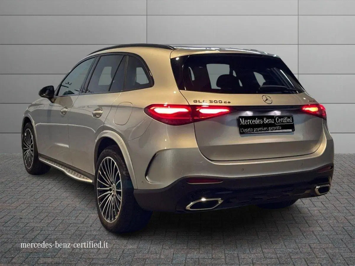 Mercedes-Benz GLC Coupé usata a Ancona (3)