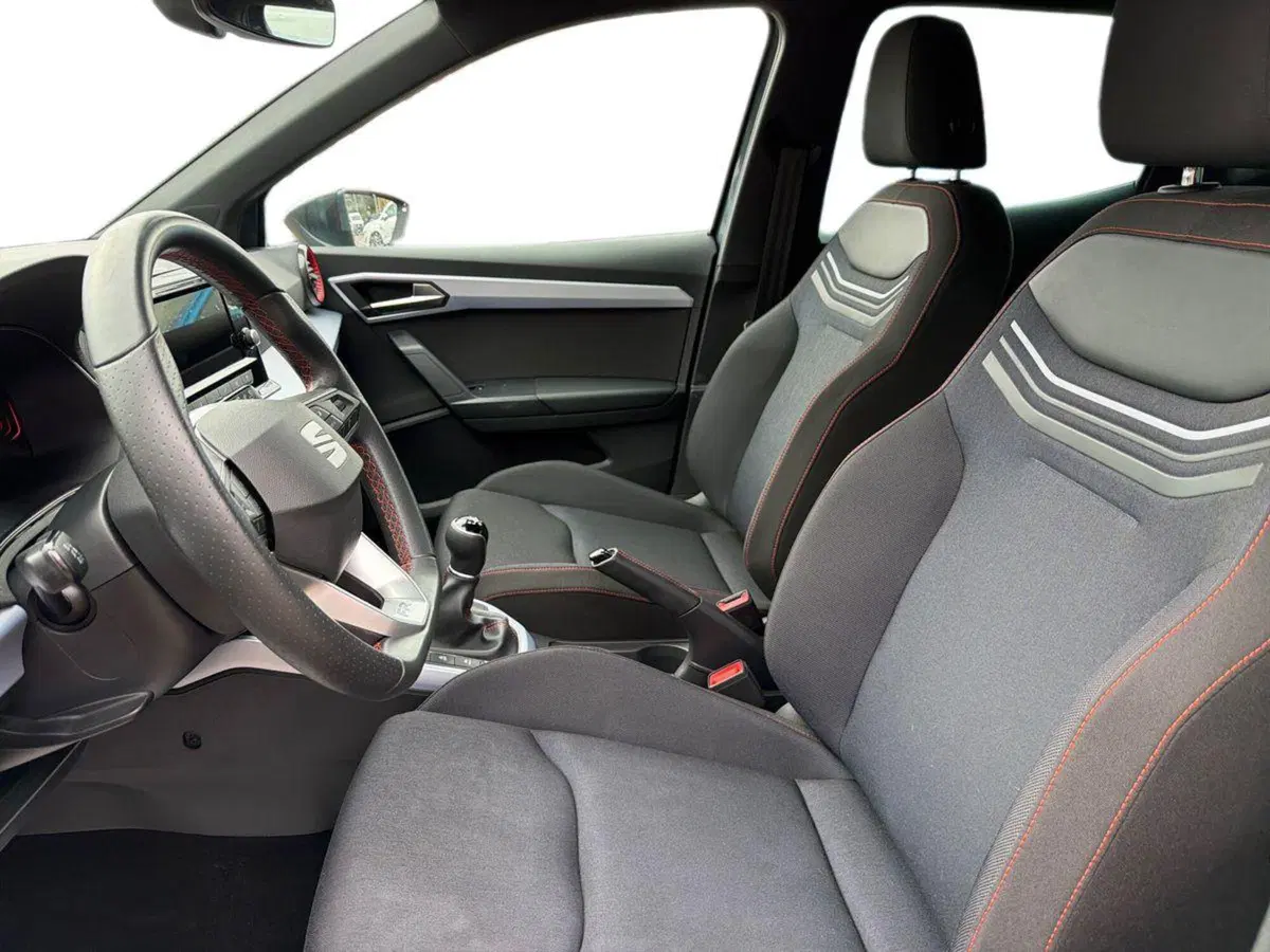 SEAT Arona usata a Arezzo (9)