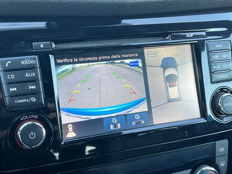 Nissan Qashqai usata a Arezzo (17)