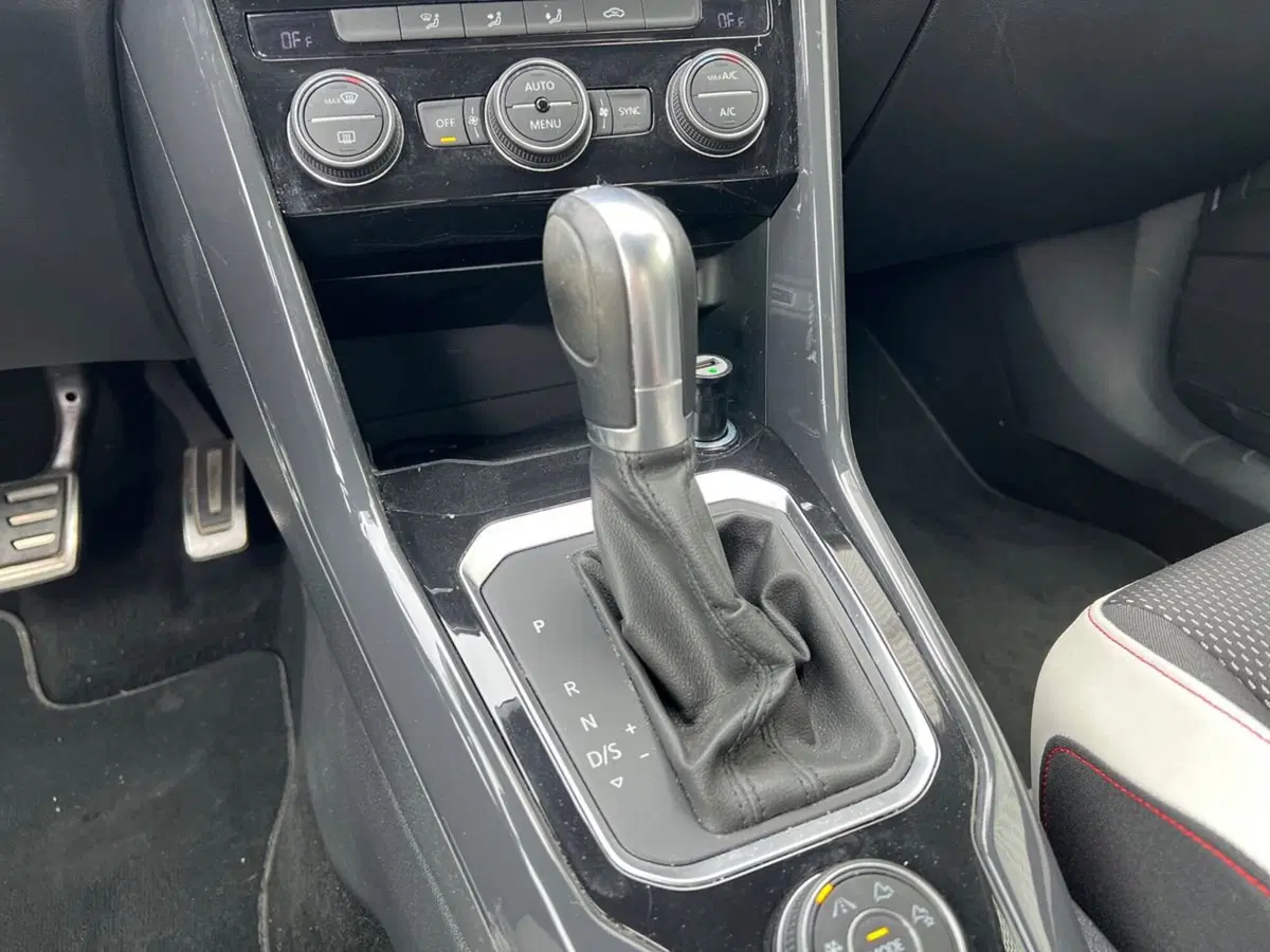 Volkswagen T-Roc usata a Arezzo (14)