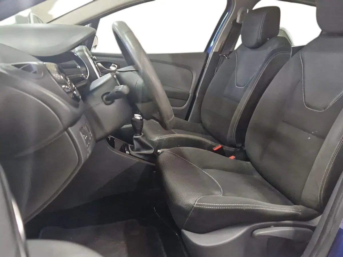 Renault Clio usata a Arezzo (9)