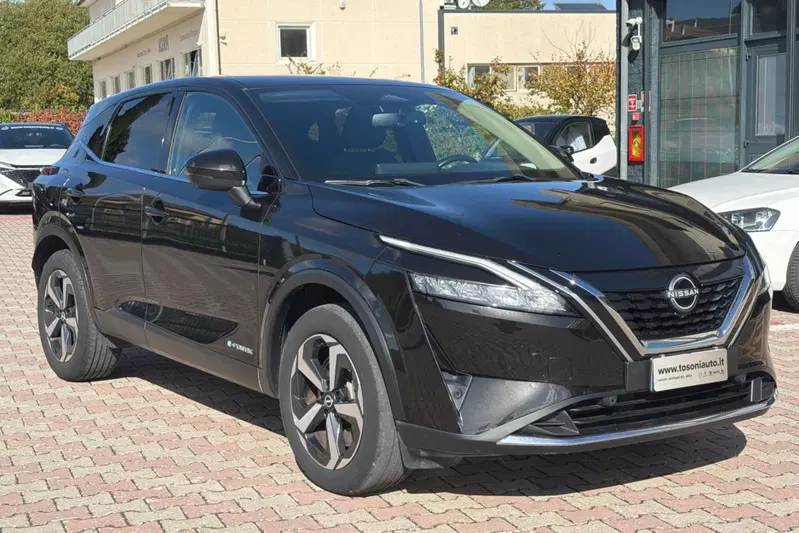 Nissan Qashqai usata a Siena (2)