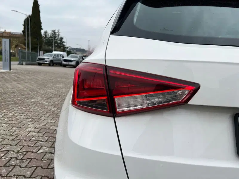 SEAT Arona usata a Siena (20)