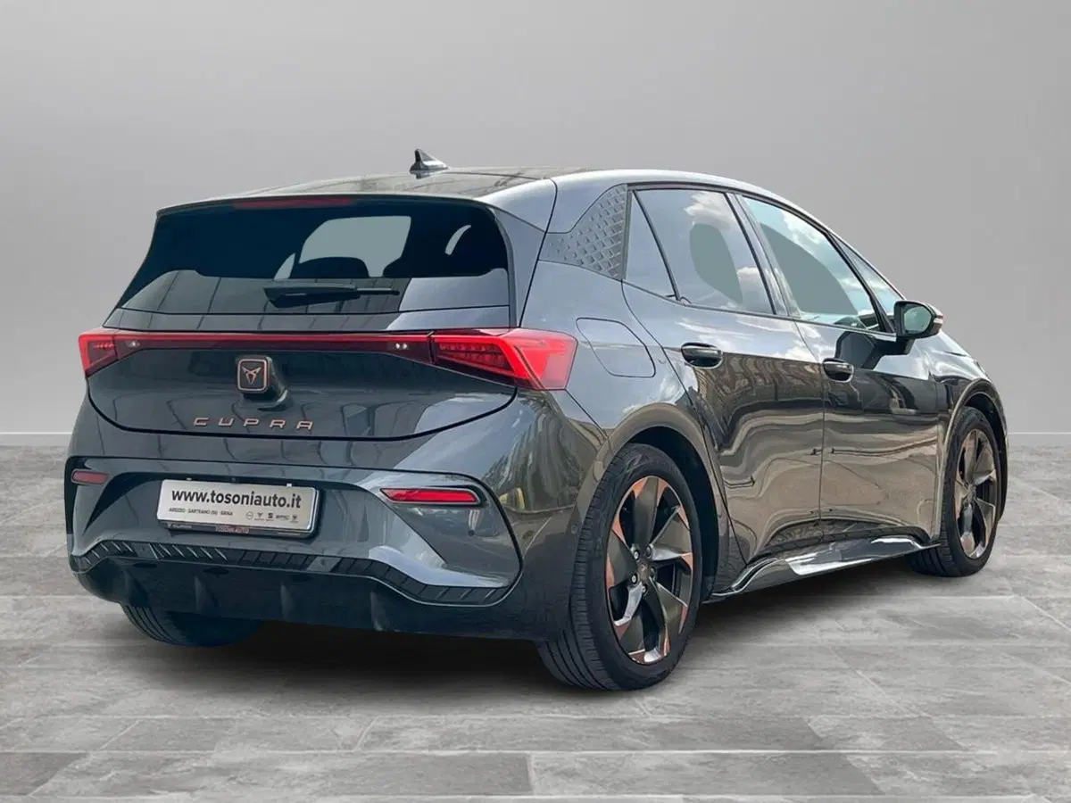 Cupra Born usata a Siena (6)