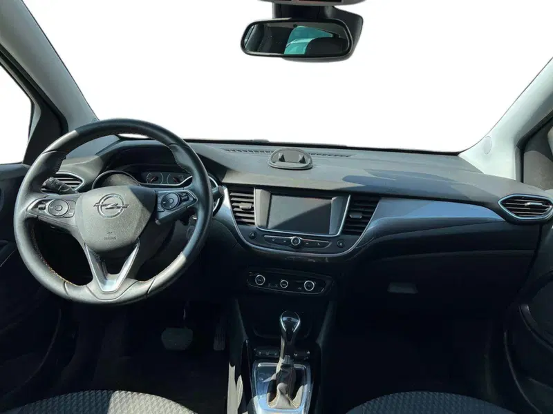 Opel Crossland X usata a Siena (12)