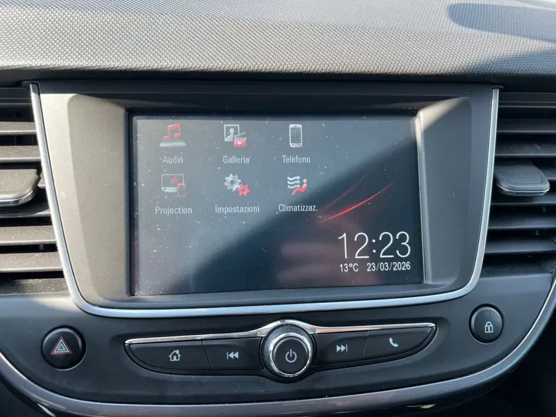 Opel Crossland X usata a Siena (16)