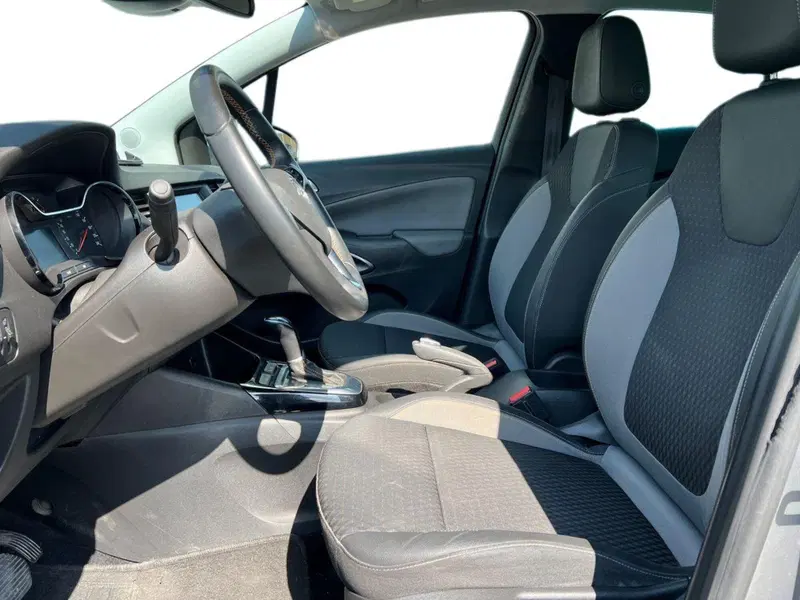 Opel Crossland X usata a Siena (9)