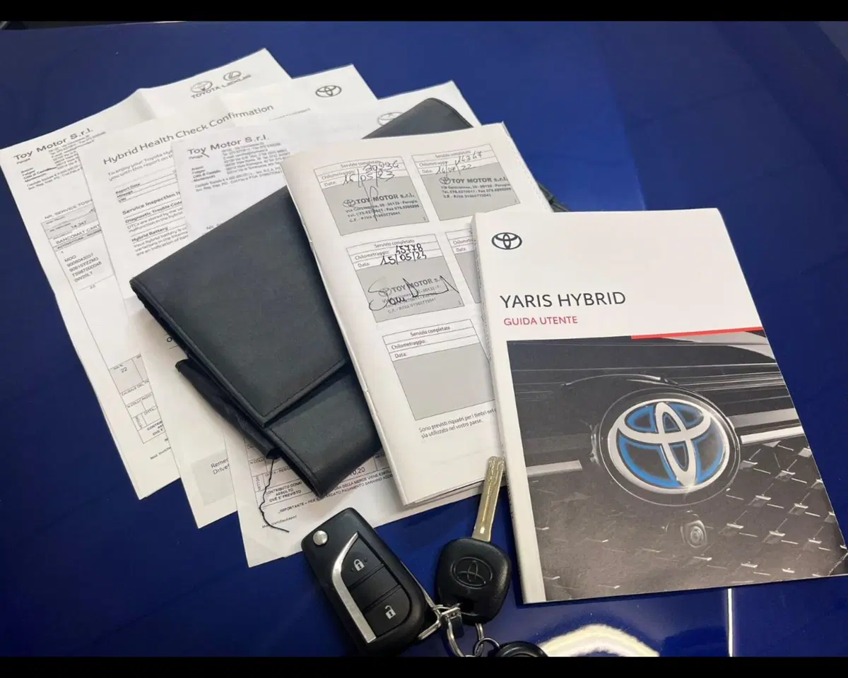 Toyota Yaris usata a Siena (18)