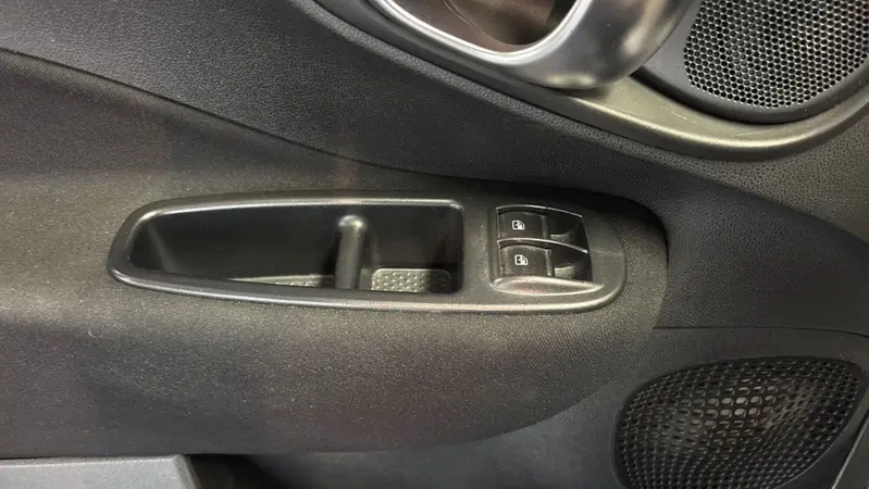 Fiat 500L usata a Treviso (17)
