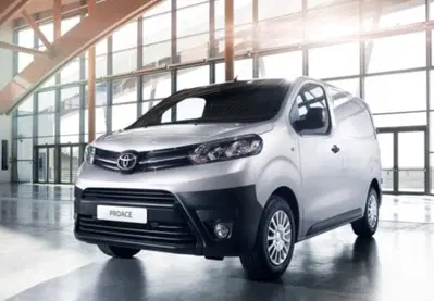 Toyota Proace 1.5d 120cv S&amp;S 10q L1 D Comfort del 2024 usata a Palermo