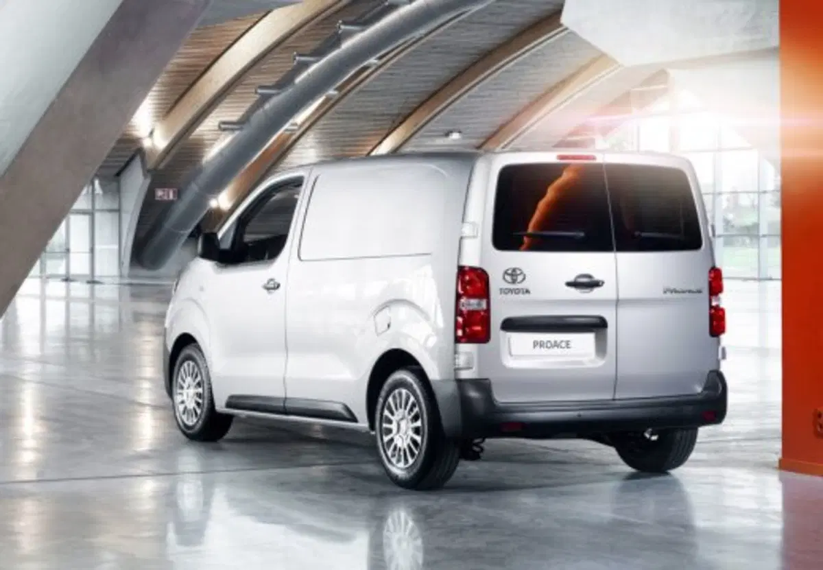Toyota Proace usata a Palermo (4)