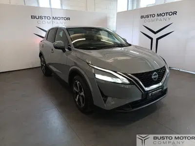 Nissan Qashqai 1.3 mhev N-Connecta 2wd 158cv del 2022 usata a Olgiate Olona