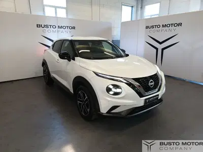 Nissan Juke 1.0 dig-t N-Connecta 114cv del 2024 usata a Olgiate Olona