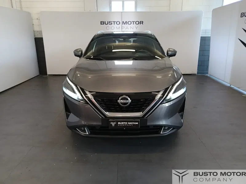 Nissan Qashqai usata a Varese (2)