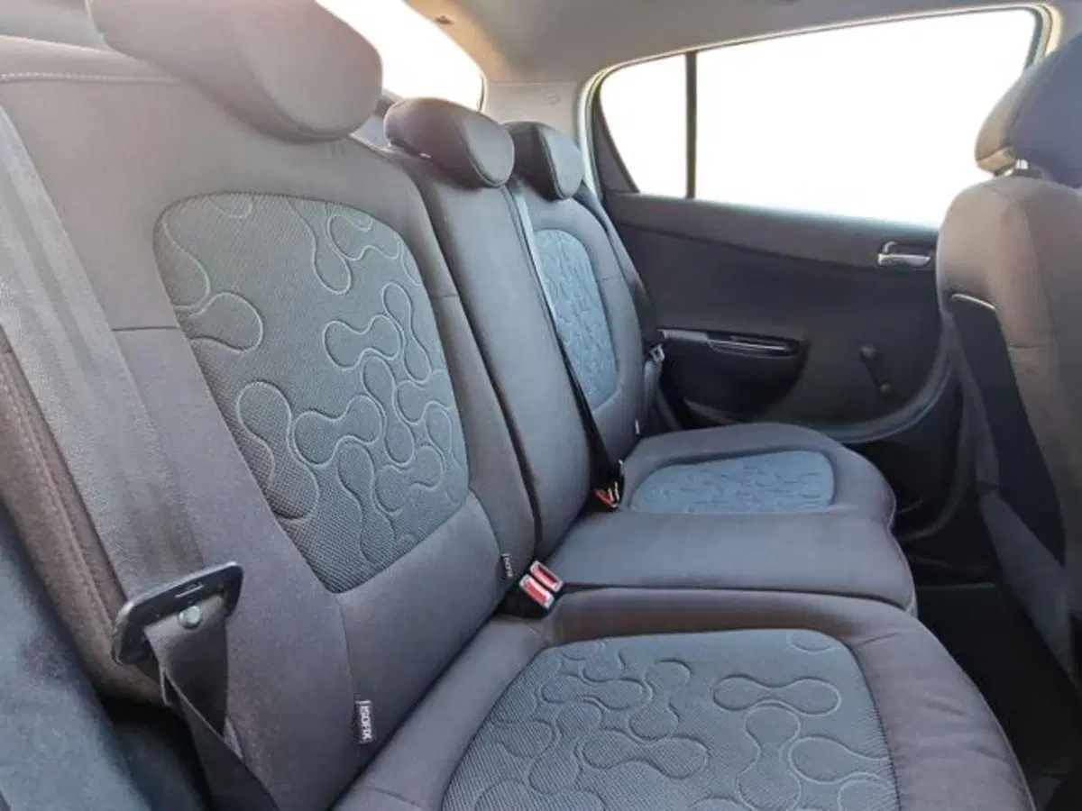 Hyundai i20 usata a Salerno (14)
