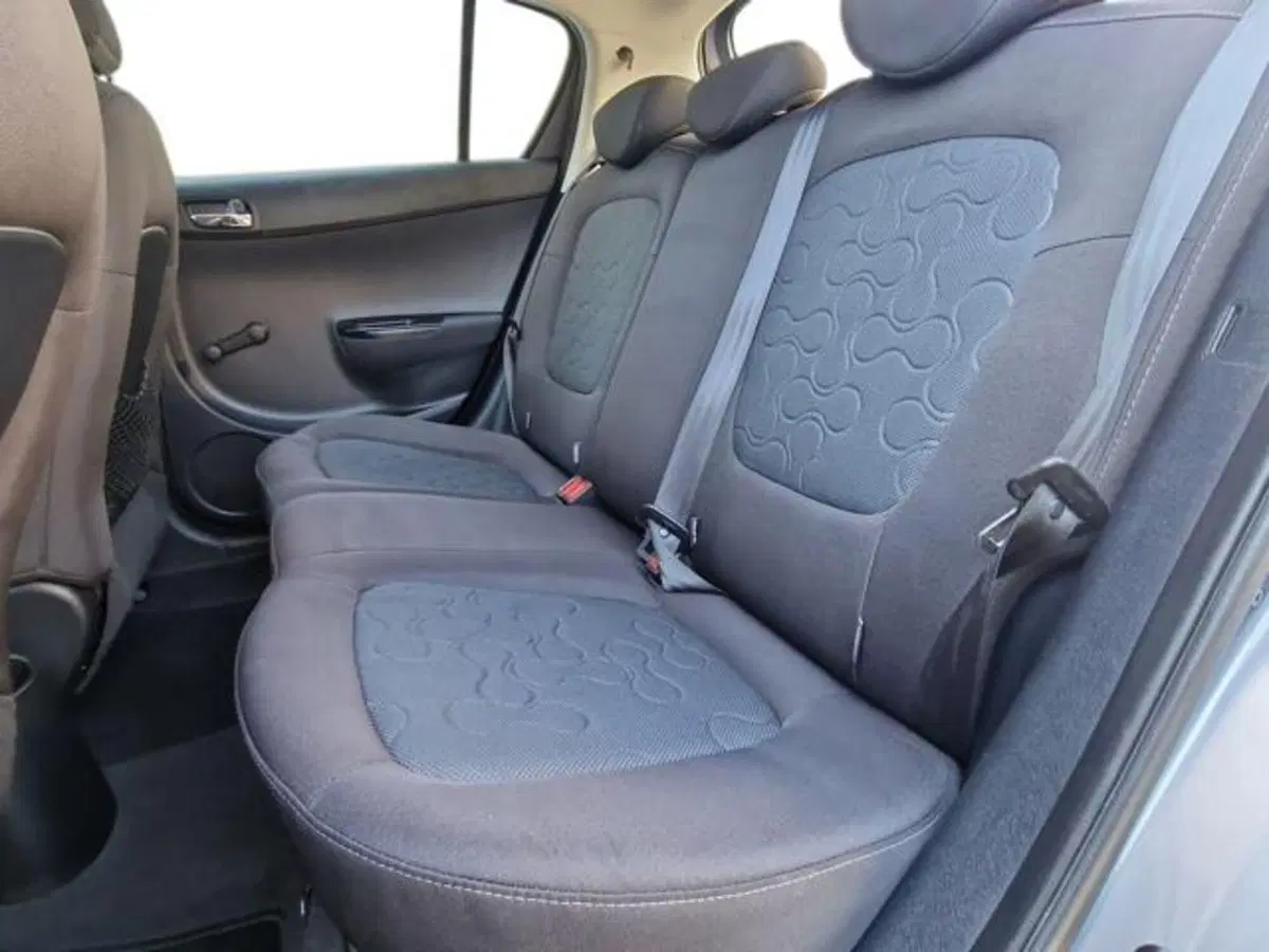 Hyundai i20 usata a Salerno (15)