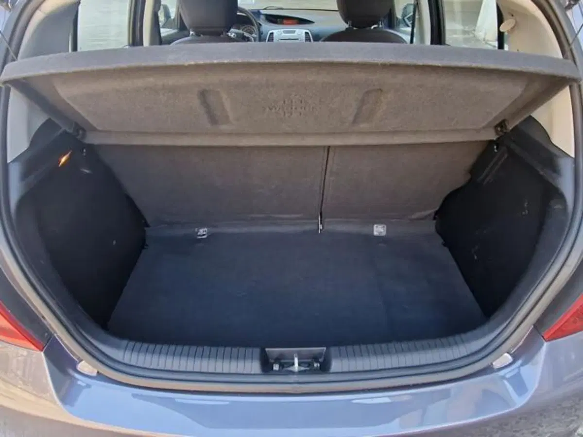 Hyundai i20 usata a Salerno (19)