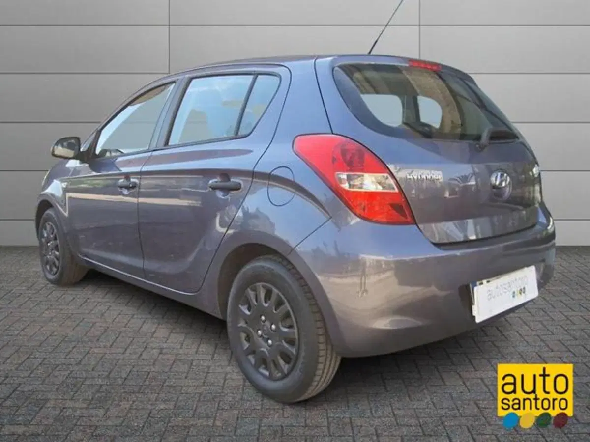 Hyundai i20 usata a Salerno (4)