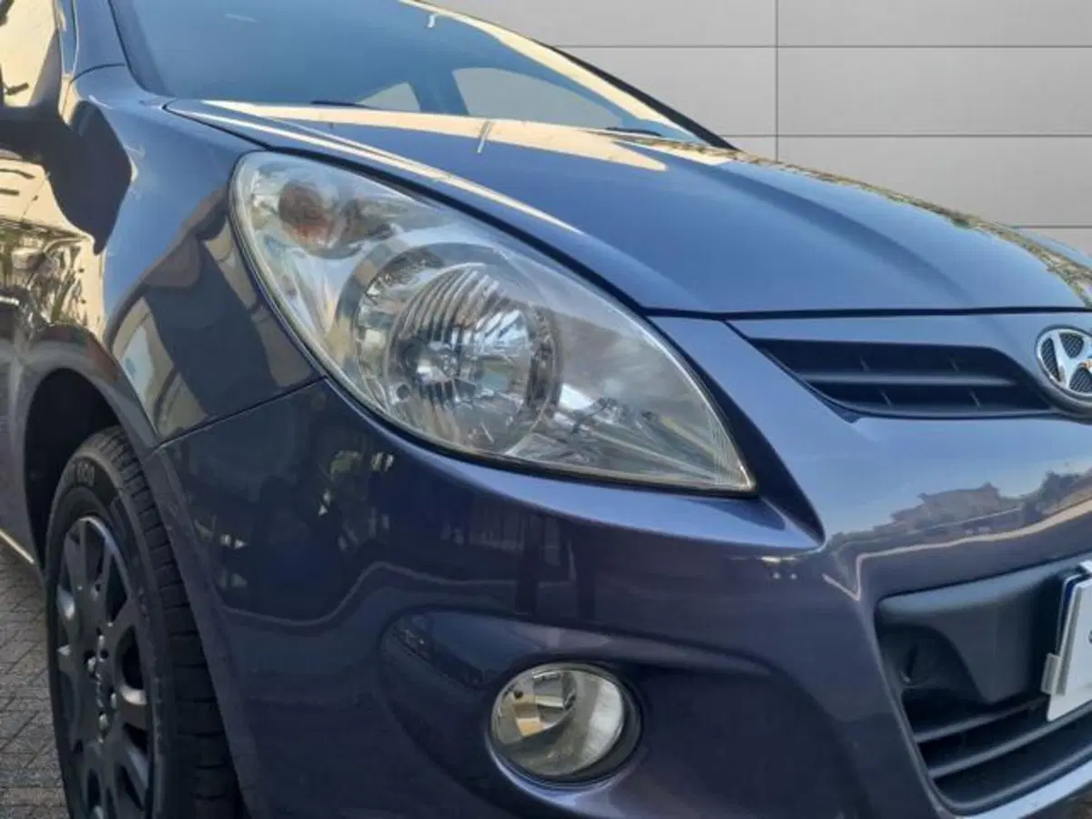 Hyundai i20 usata a Salerno (8)
