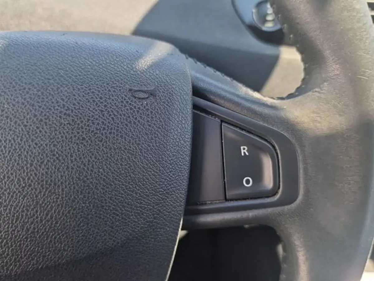 Renault Scenic E-Tech Electric usata a Salerno (19)