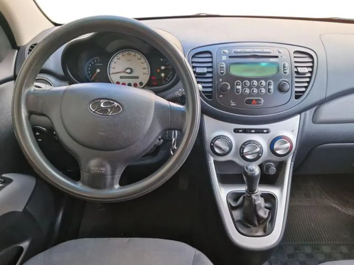 Hyundai i10 usata a Salerno (10)