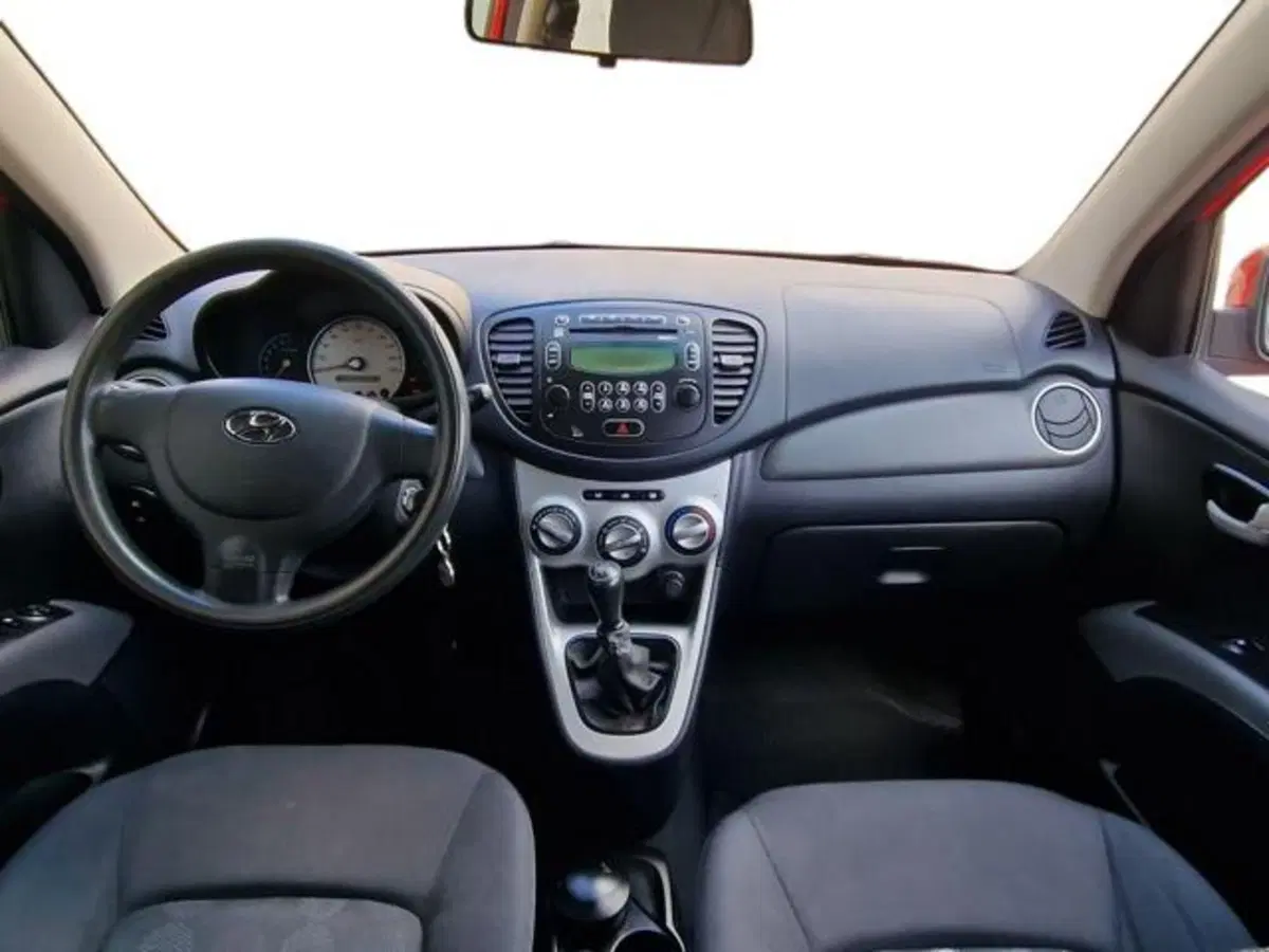 Hyundai i10 usata a Salerno (12)