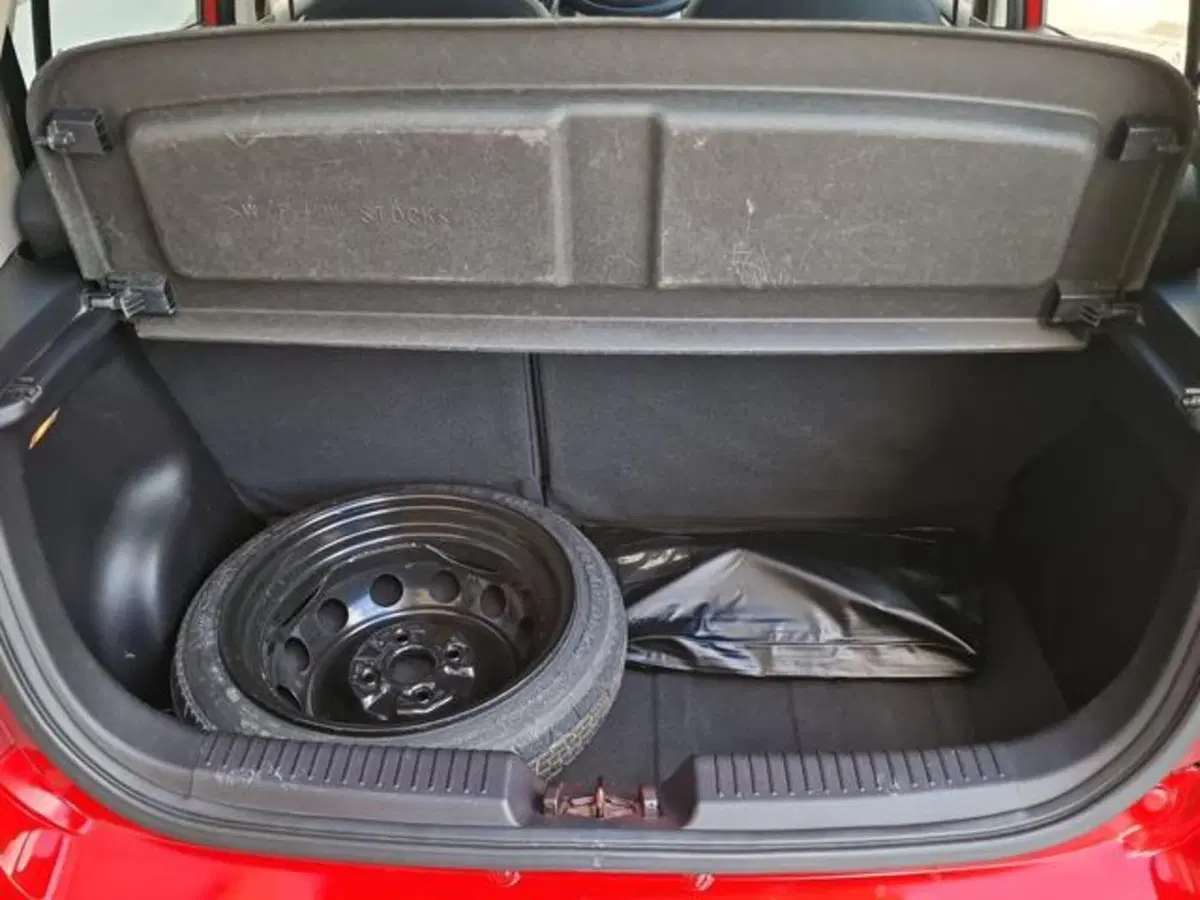 Hyundai i10 usata a Salerno (19)