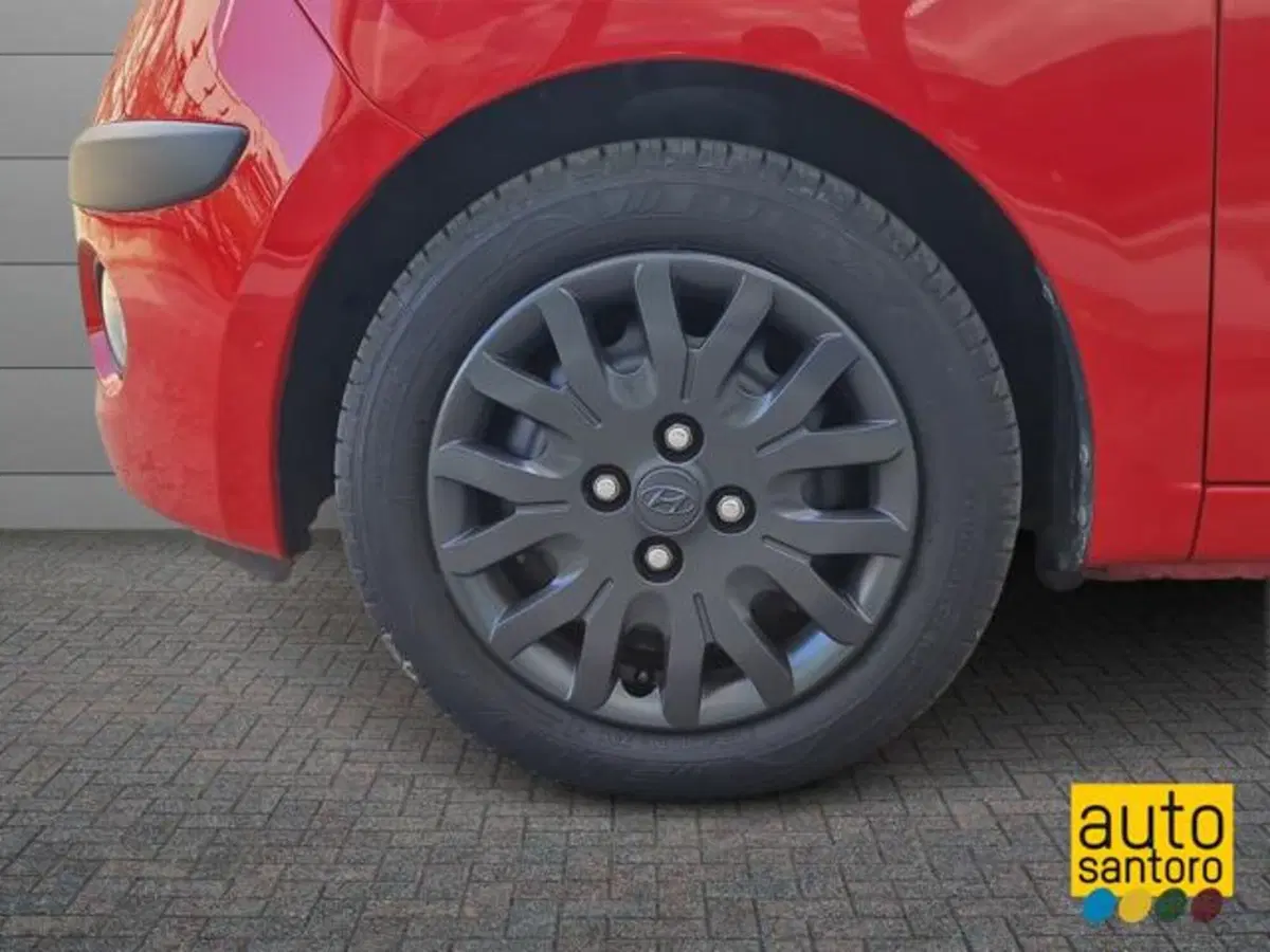 Hyundai i10 usata a Salerno (7)