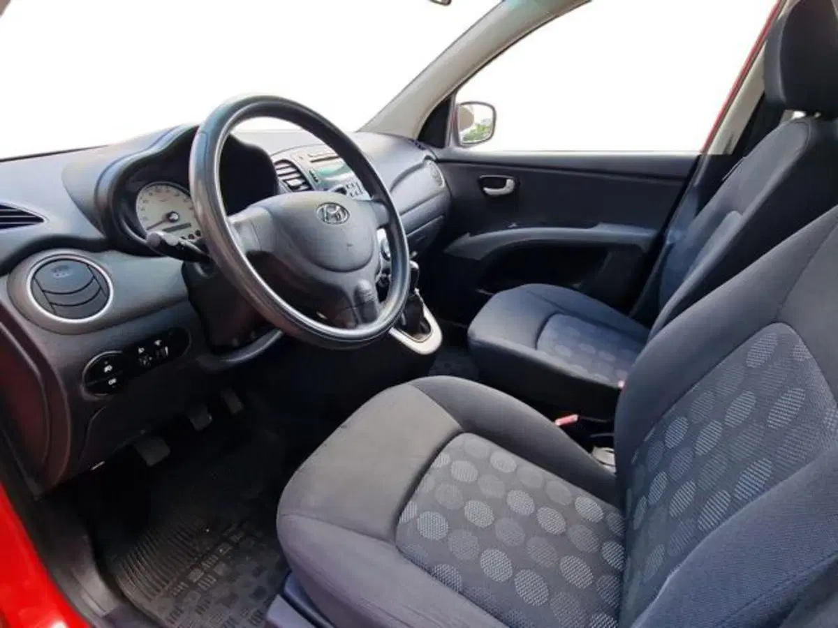 Hyundai i10 usata a Salerno (9)