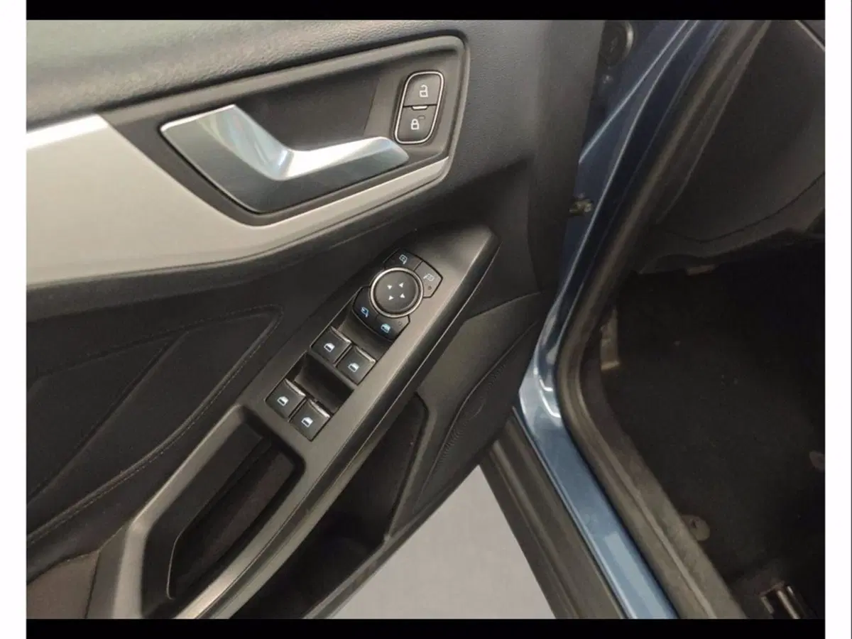 Ford Focus Station Wagon usata a Catania (10)