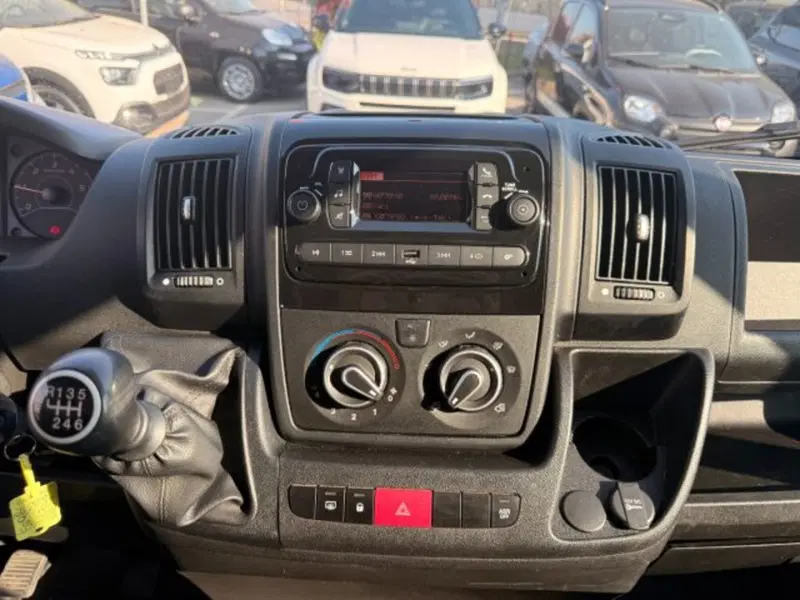 Peugeot Boxer usata a Brescia (9)