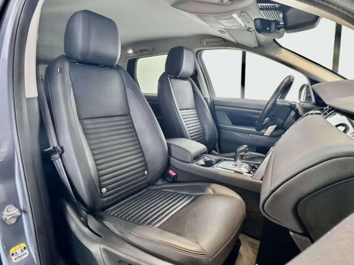 Land Rover Discovery Sport usata a Torino (14)