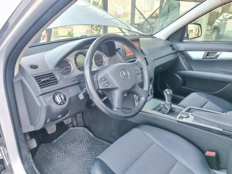 Mercedes-Benz Classe C usata a Pisa (6)