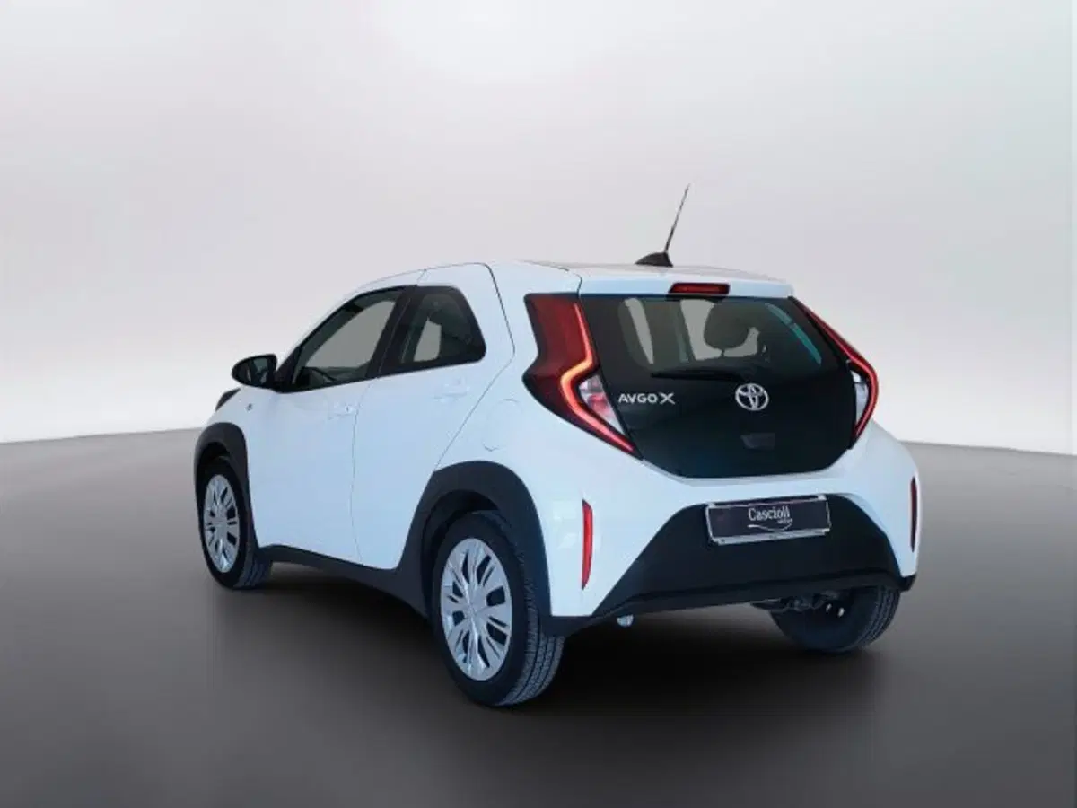 Toyota Aygo X usata a Teramo (7)