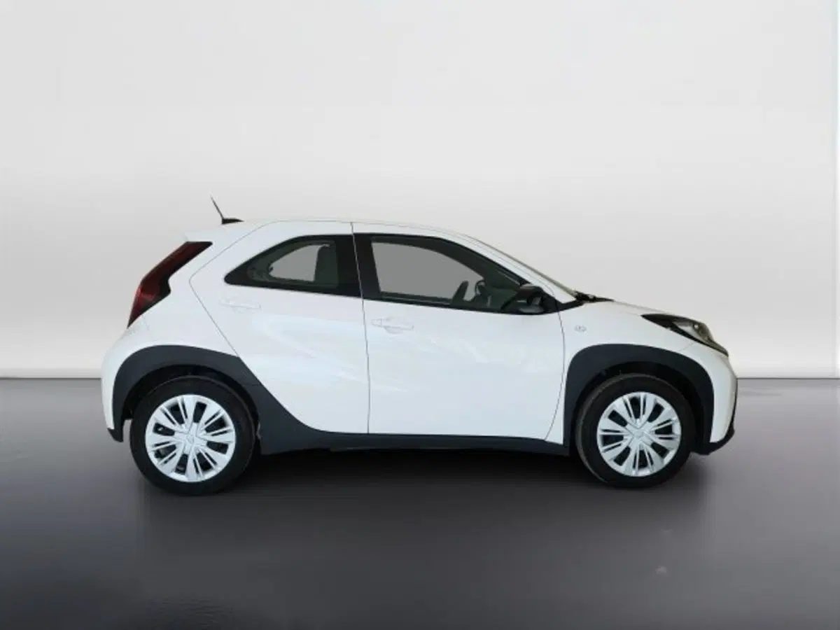 Toyota Aygo X usata a Teramo (4)