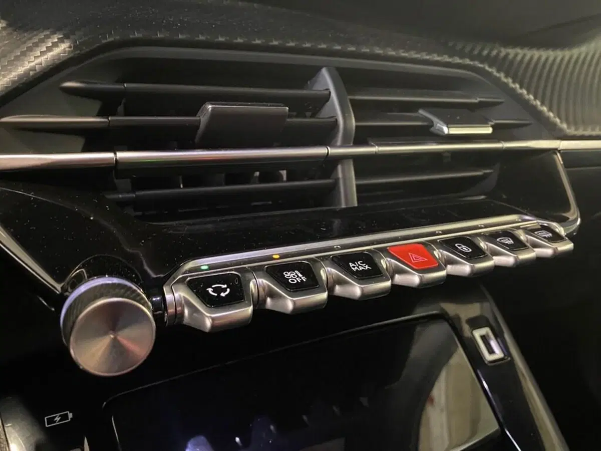 Peugeot 2008 usata a Torino (11)