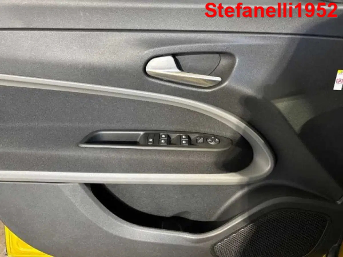Jeep Avenger usata a Bologna (10)