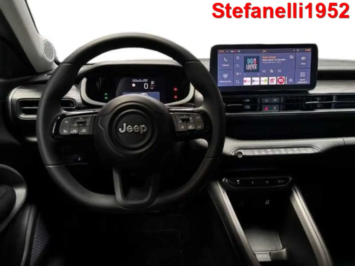 Jeep Avenger usata a Bologna (14)