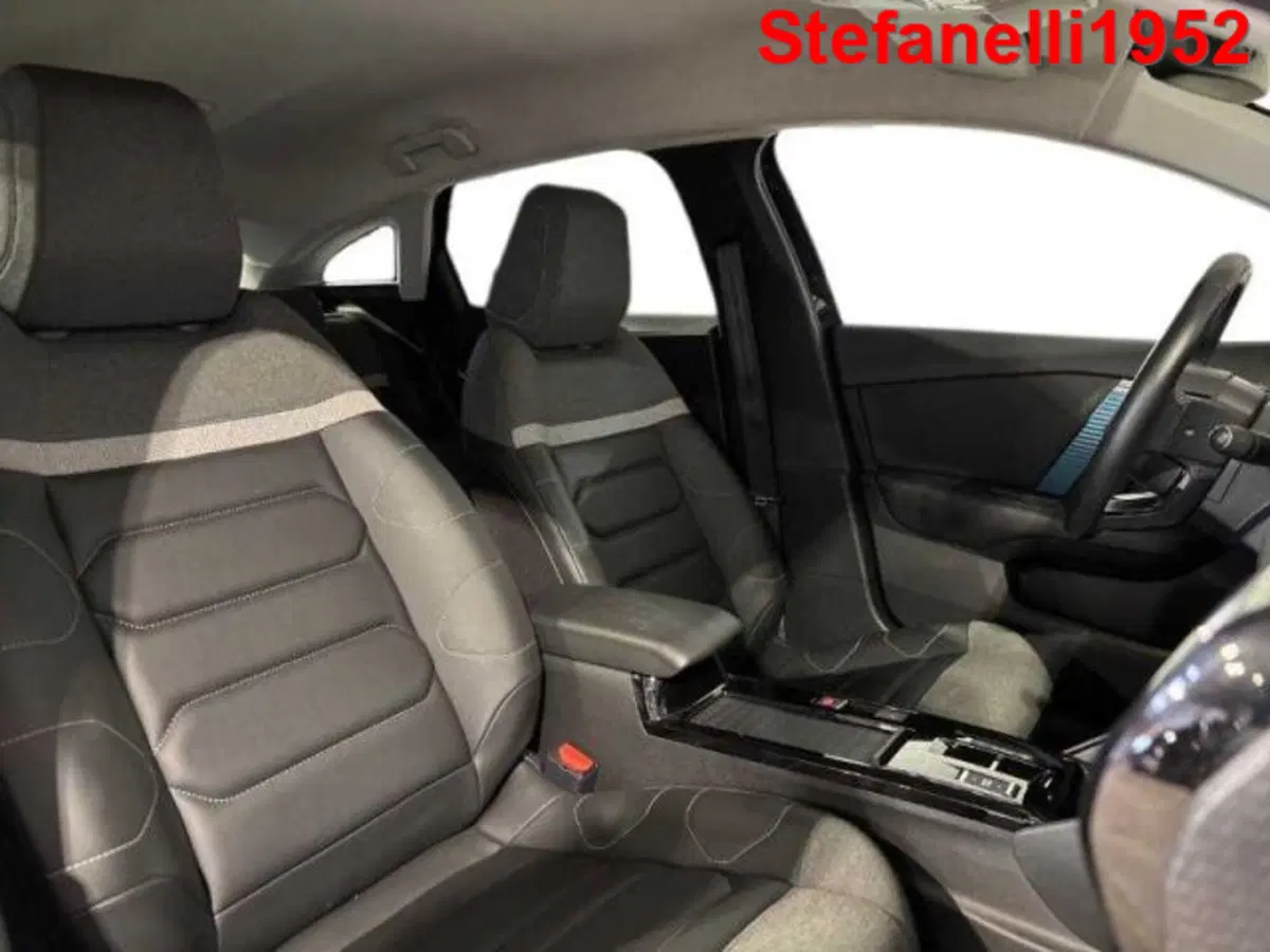 Citroen e-C4 X usata a Bologna (16)