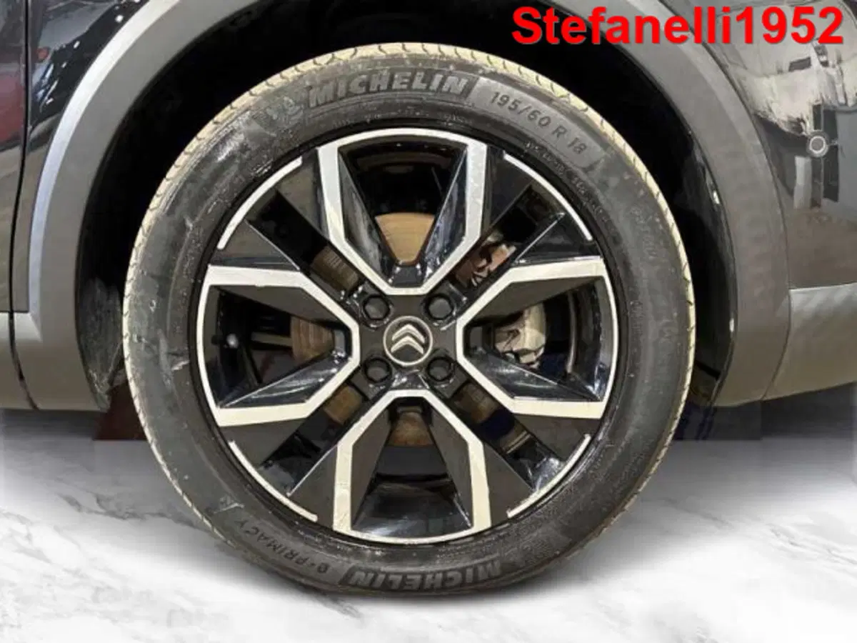Citroen e-C4 X usata a Bologna (8)