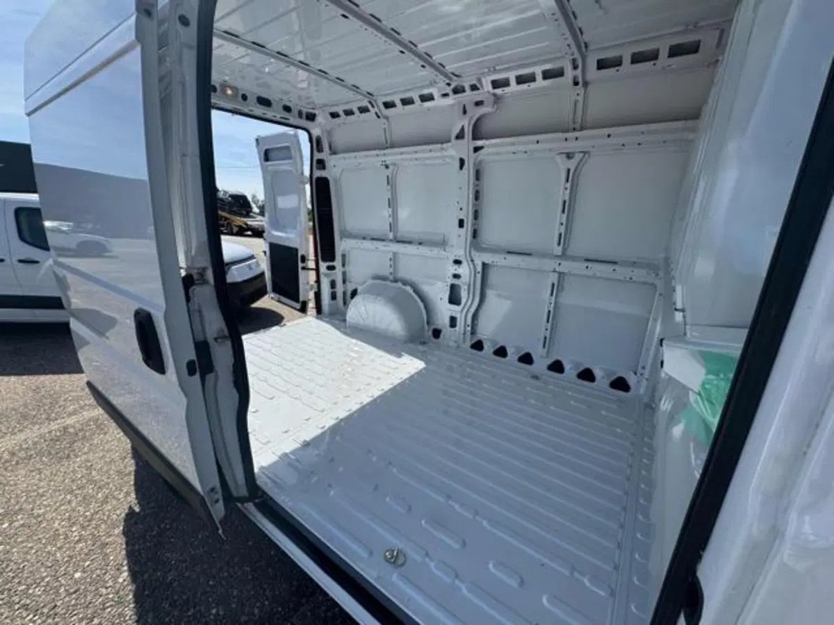 Fiat Ducato Furgone nuova a Vercelli (15)