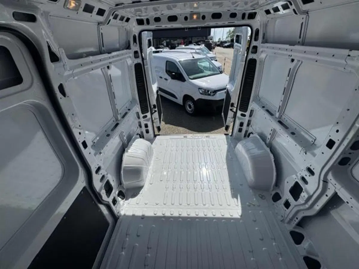 Fiat Ducato Furgone nuova a Vercelli (19)