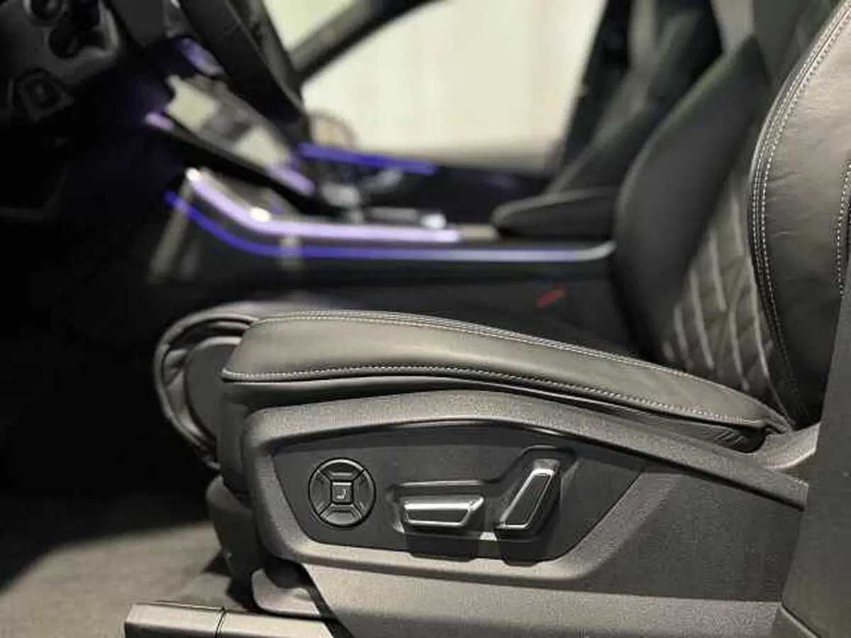 Audi SQ8 usata a Genova (13)