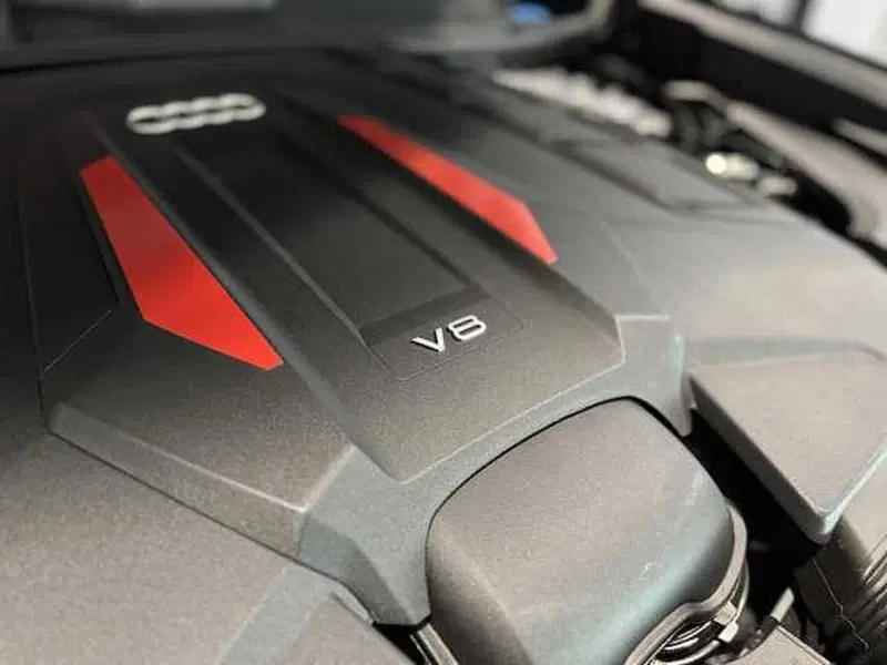 Audi SQ8 usata a Genova (15)