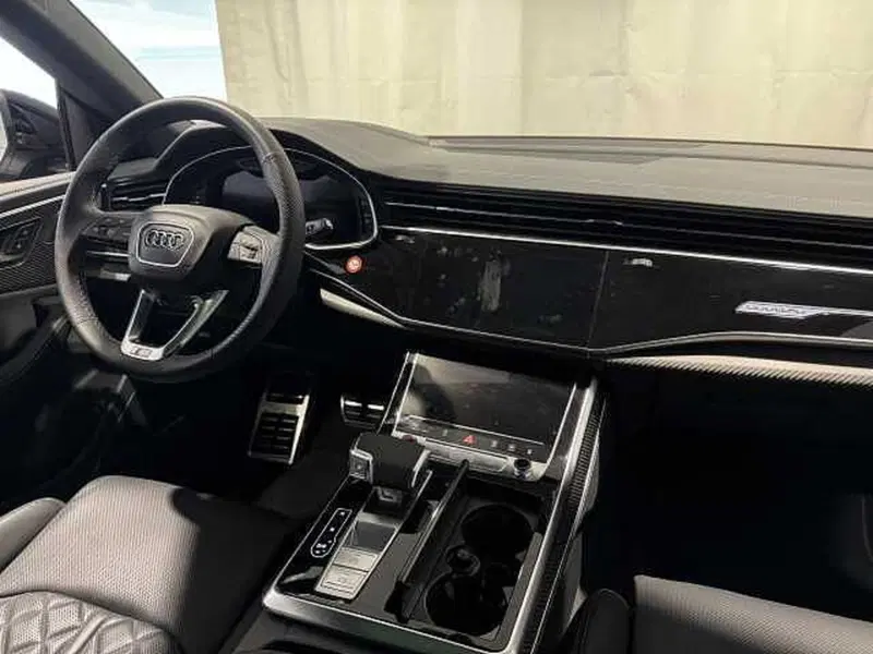 Audi SQ8 usata a Genova (7)