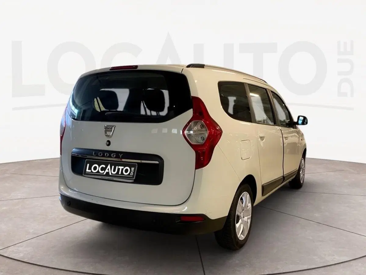 Dacia Lodgy usata a Torino (3)