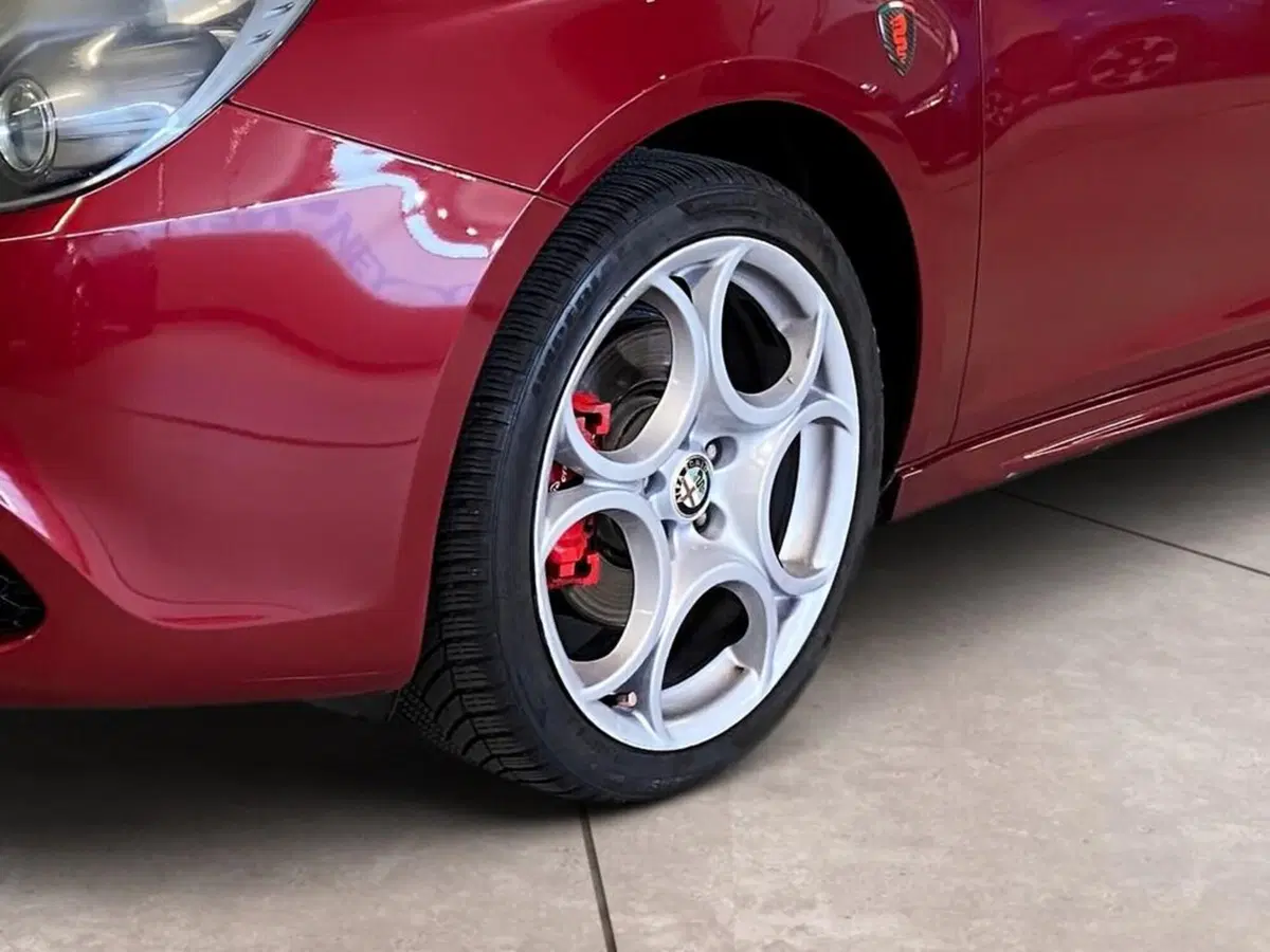 Alfa Romeo Giulietta usata a Torino (15)