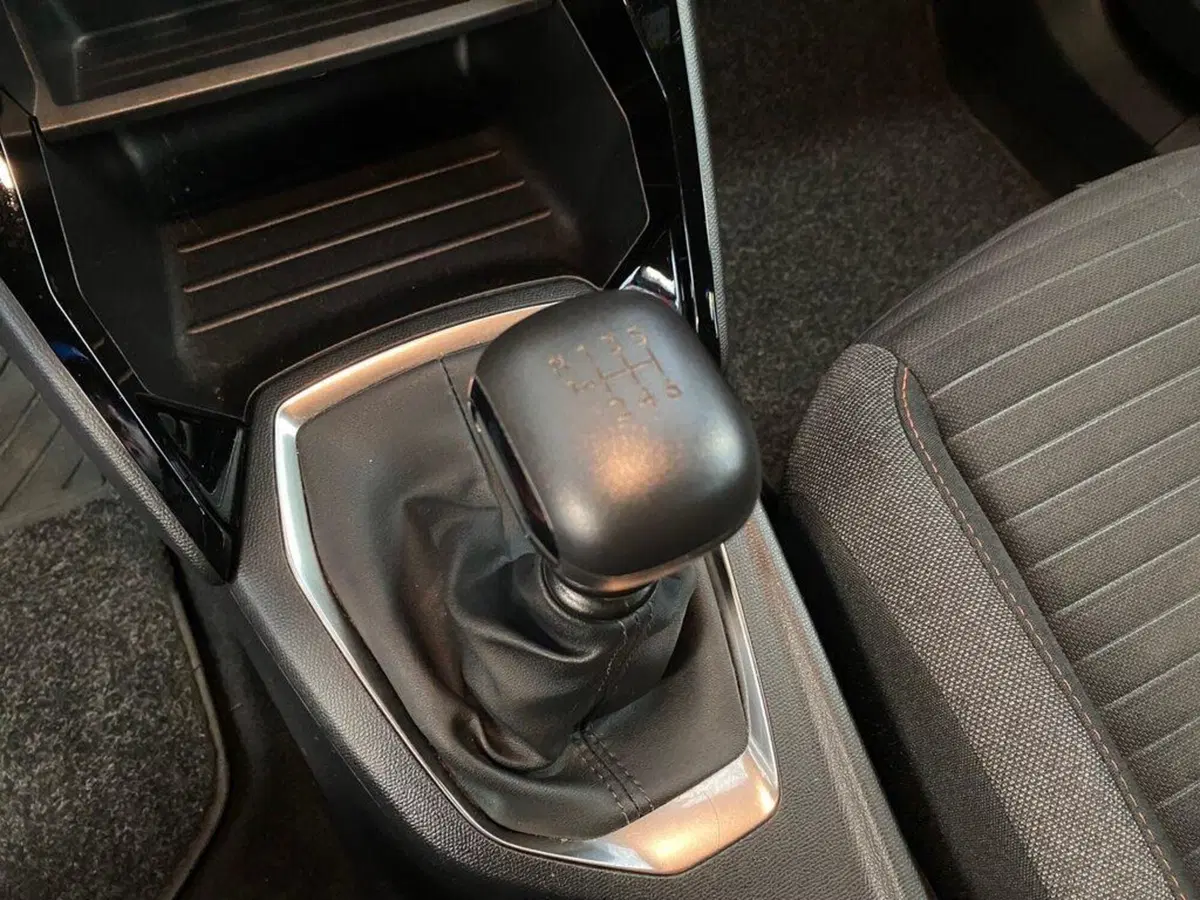 Peugeot 2008 usata a Torino (12)